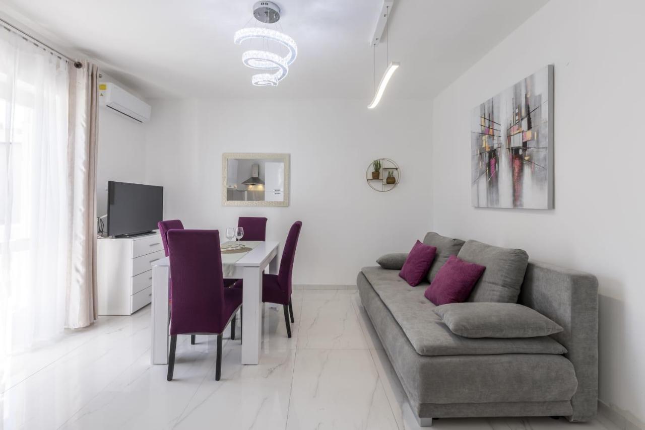 Royal Rose Gold Apartment โวดีเซ ภายนอก รูปภาพ
