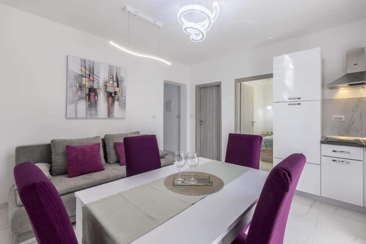 Royal Rose Gold Apartment โวดีเซ ภายนอก รูปภาพ