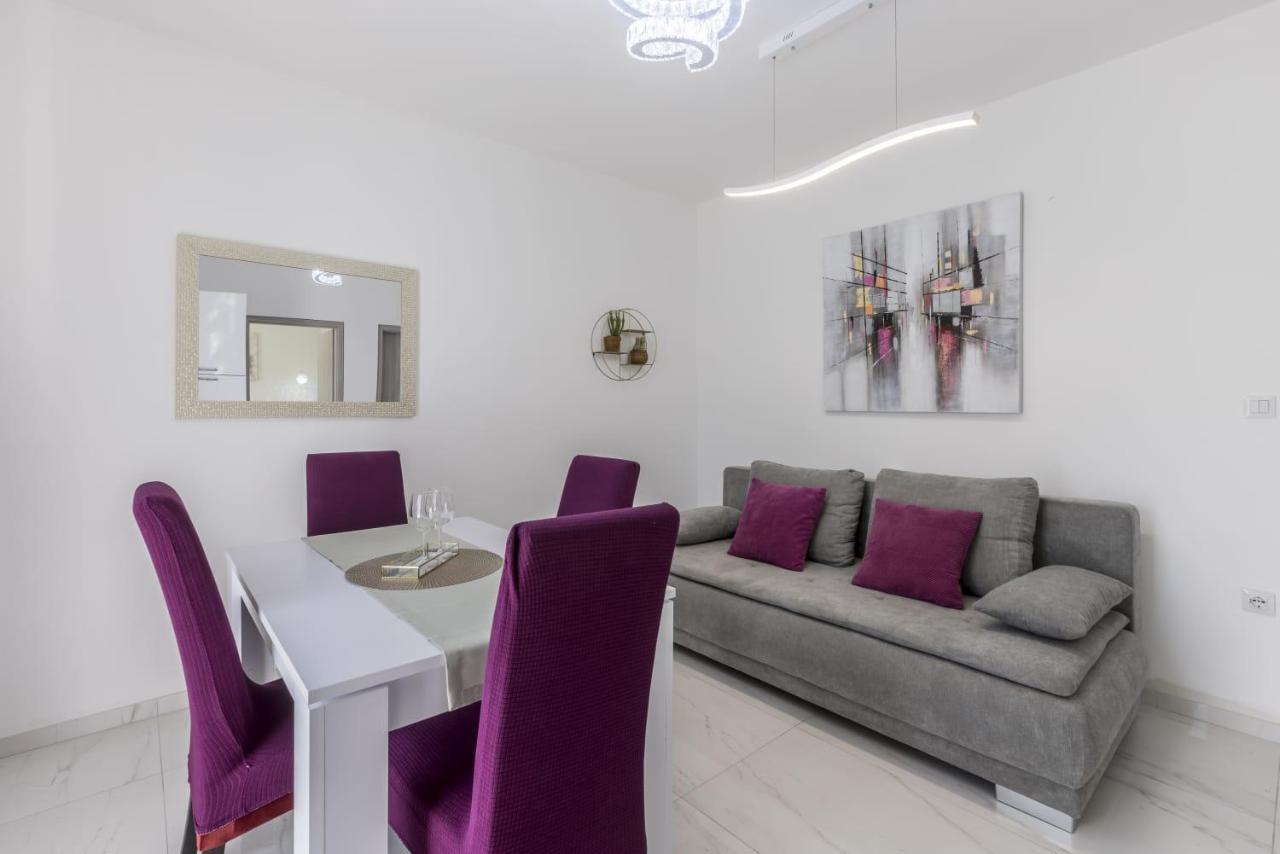 Royal Rose Gold Apartment โวดีเซ ภายนอก รูปภาพ